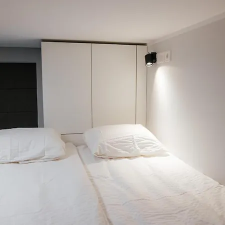 Quiet Loft , Ac, Workspace, Location, Old Town * Riga