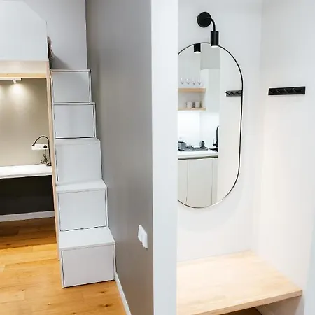 Quiet Loft With Ac Location New Apartment Riga