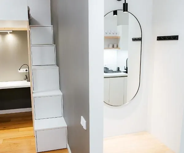 Quiet Loft , Ac, Workspace, Location, Old Town Apartment Riga