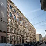Apartment Quiet Loft , Ac, Workspace, Location, Old Town
